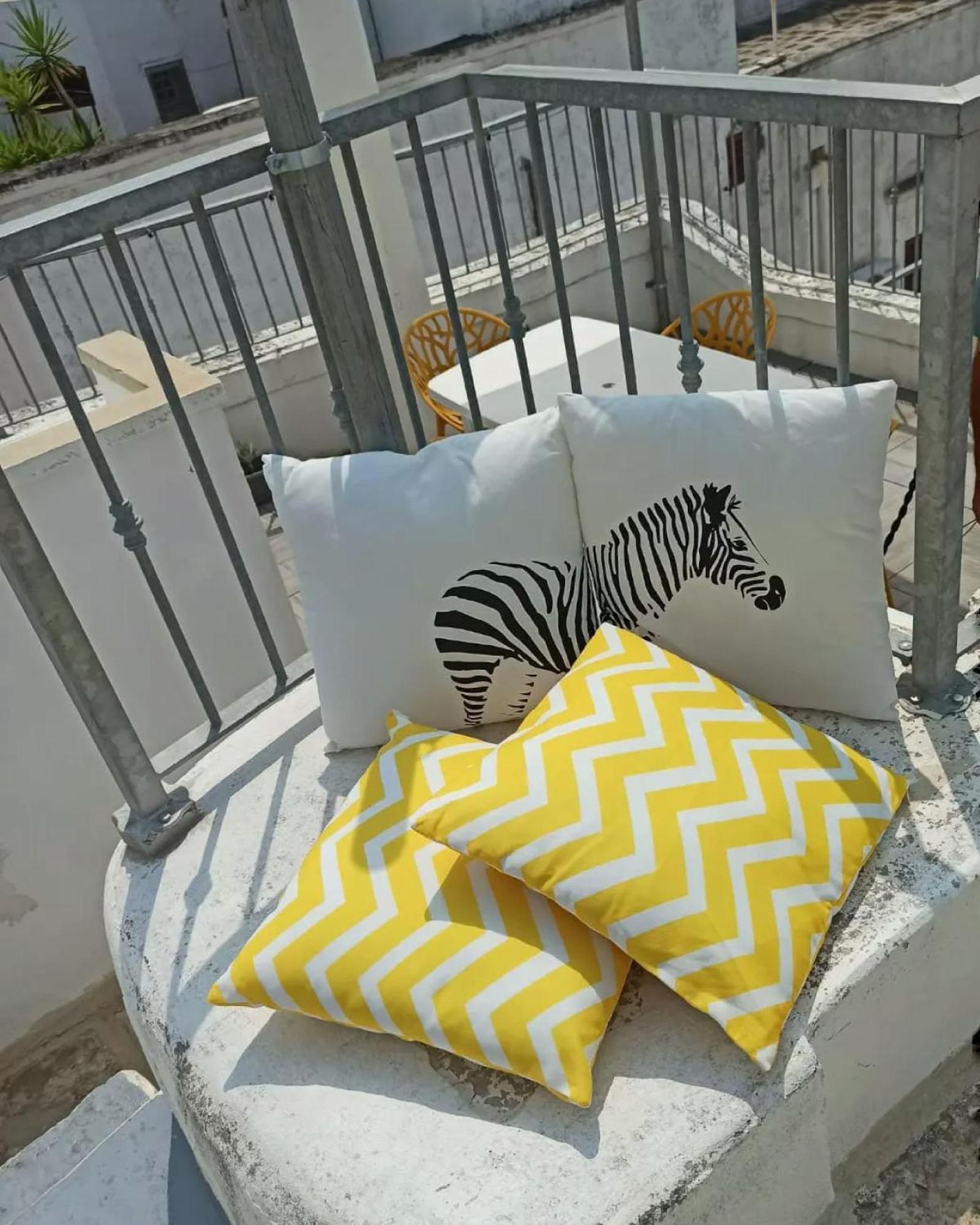 Bianco Sale Holiday Home - Seaview Terraces 奥斯图尼 外观 照片